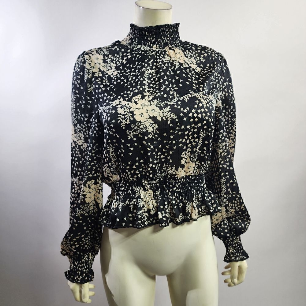 Lucy Paris xs top R11